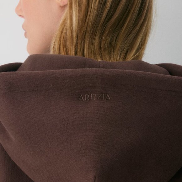 Aritzia Cozy Sweatfleece Mega Zip Hoodie - Picture 3 of 10